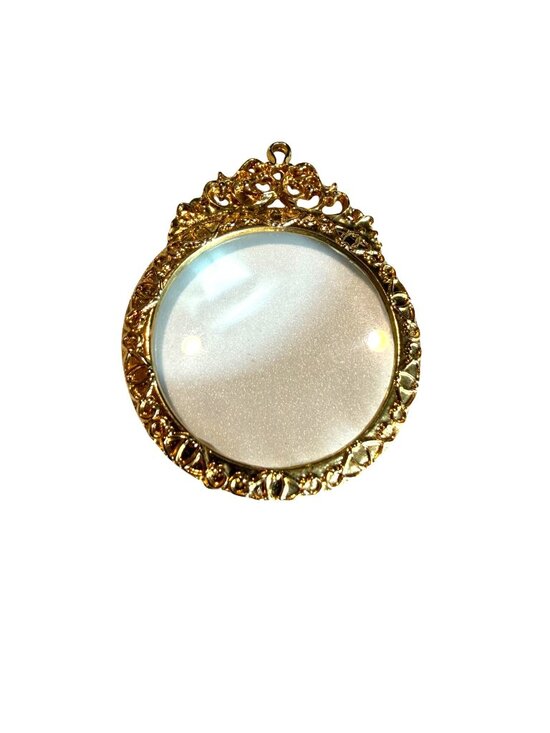 Unbranded Jewelry - VTG Gold Handheld Magnifying Glass Pendant Ornate Frame Design Victorian Style